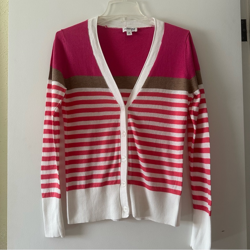 Lightweight cardigan sweater